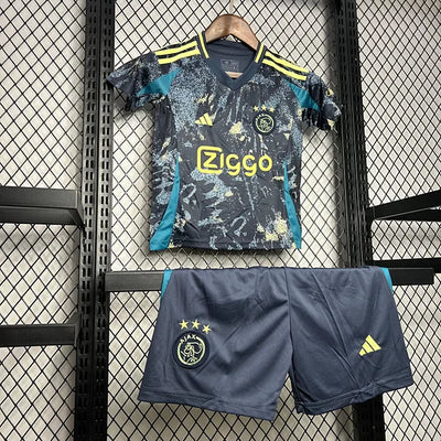 Kit Enfant Ajax Extérieur 2024/2025