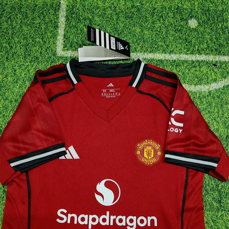 Kit Enfant Manchester United Domicile 2025/2026