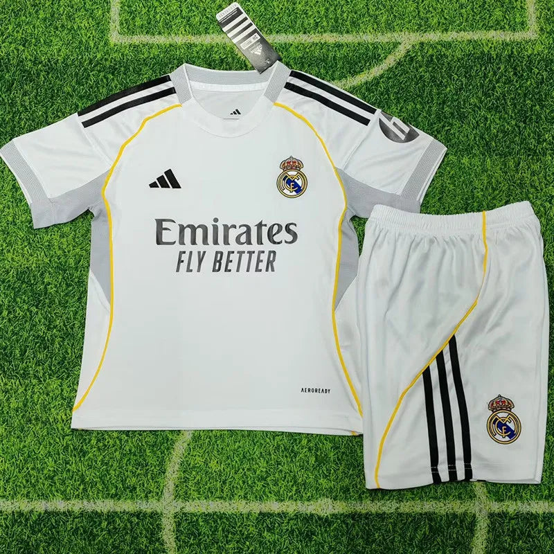 Kit Enfant Real Madrid Domicile 2025/2026