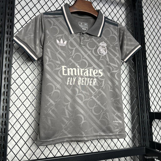 Kit Enfant Real Madrid 2024/2025
