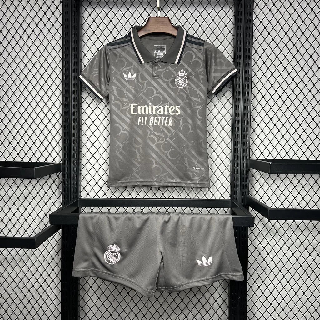Kit Enfant Real Madrid 2024/2025