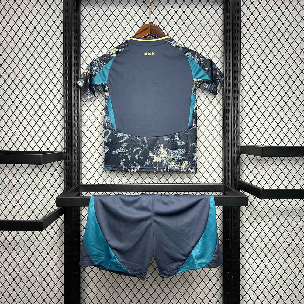 Kit Enfant Ajax Extérieur 2024/2025